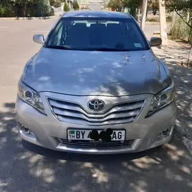 Toyota Camry 2010