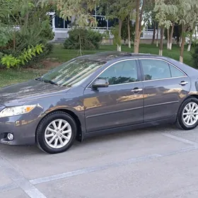 Toyota Camry 2011