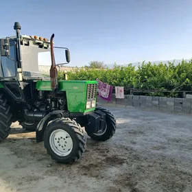 MTZ 82 2009