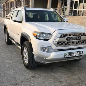 Toyota Tacoma 2016