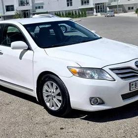 Toyota Camry 2011
