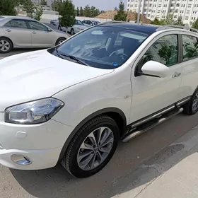 Nissan Qashqai 2013