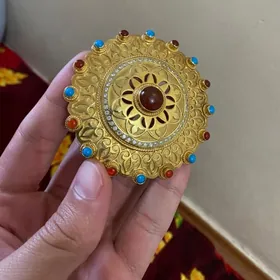 kümüş broşka