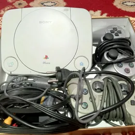 продаю Playstation