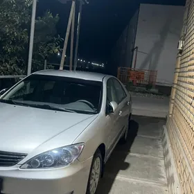 Toyota Camry 2005