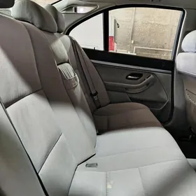 BMW 525 2001