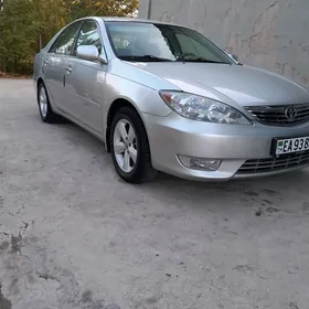 Toyota Camry 2005