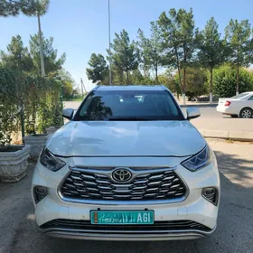 Toyota Highlander 2020