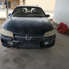 Opel Omega 1995