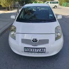 Toyota Yaris 2006
