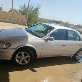 Toyota Camry 1999