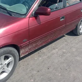 Opel Astra 1992