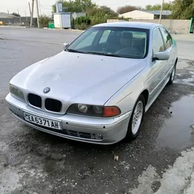 BMW E39 1998