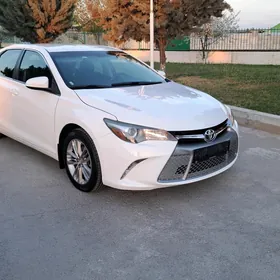 Toyota Camry 2017