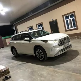 Toyota Highlander 2020