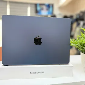 MacBook Air 13 M3 8/256