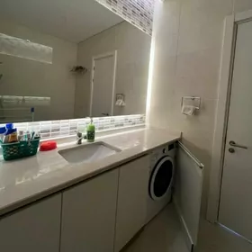 GYZLAR ÜCIN KOMNAT