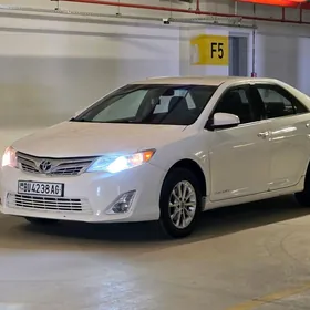 Toyota Camry 2012