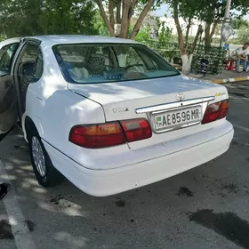 Toyota Avalon 1999
