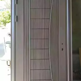 dasky emdeyef gapylar