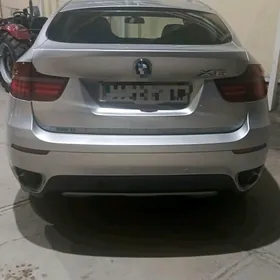 BMW X6 2011