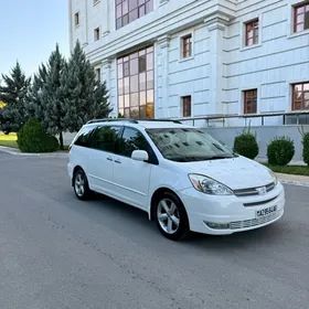 Toyota Sienna 2005