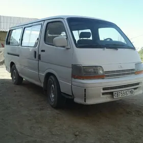 Toyota Hiace 1998