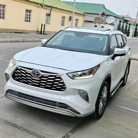 Toyota Highlander 2022