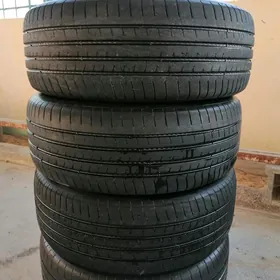 Teker 215/55 /17
