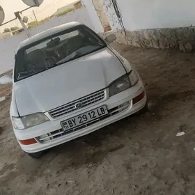 Toyota Corona 1995