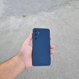 Samsung A35