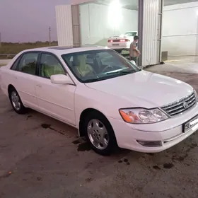 Toyota Avalon 2000