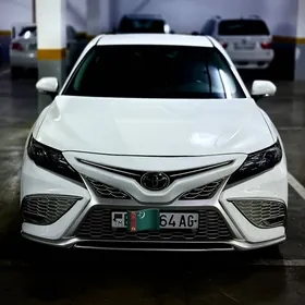 Toyota Camry 2022