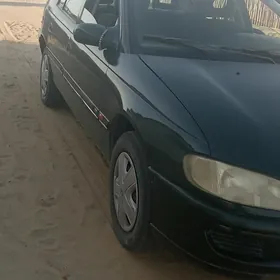 Opel Omega 1995