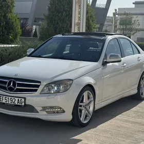 Mercedes-Benz C350 2009