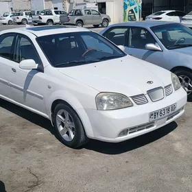 Daewoo Lacetti 2003