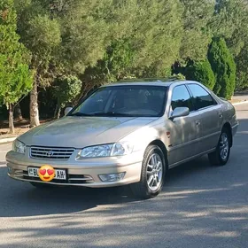 Toyota Camry 2000