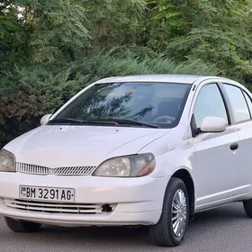 Toyota Echo 2001