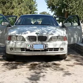 BMW 528 2002