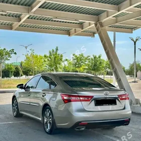 Toyota Avalon 2016