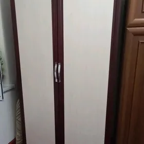 şkaf