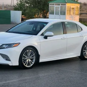 Toyota Camry 2020