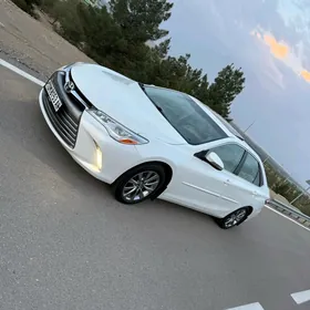 Toyota Camry 2017