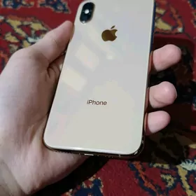 iPhone Xs 🟡