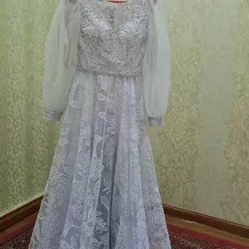 vcerny koynek