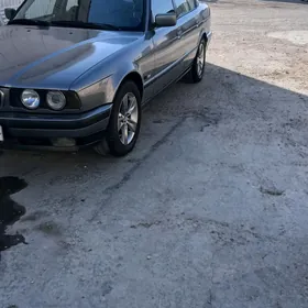 bmw ön bufer 525