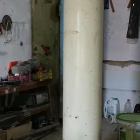 титан