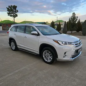 Toyota Highlander 2018
