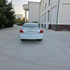 Toyota Camry 2003
