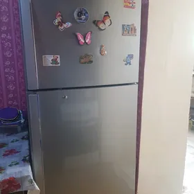 холодильник LG